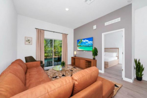 Cozy 5BR Villa with Pool, 15 mins to Disney